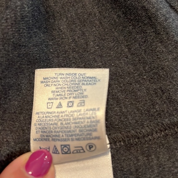 Women’s LANDS’ END Traditional Fit Medium Grey Shirt - Picture 9 of 9